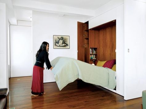 Was inspired by Remodelista and thought of you! Murphy Bed Couch, Small Bedroom Bed, Murphy Bed With Sofa, Murphy Bunk Beds, Murphy Bed Sofa, Best Murphy Bed, Horizontal Murphy Bed, Murphy Wall Beds, Modern Murphy Beds