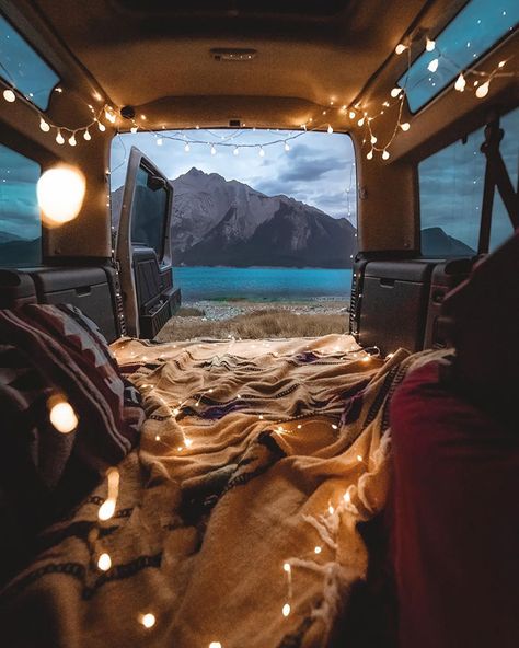 Road Trip Photography, Dream Dates, Road Trip Packing, Dream Date, Camper Makeover, Van Living, Travel Van, Road Trip Adventure, Road Trip Essentials