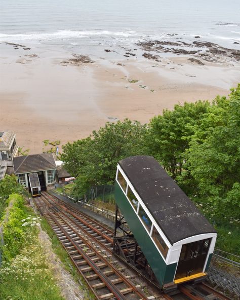 A WEEKEND IN SCARBOROUGH – ENGLAND’S OLDEST SEASIDE RESORT  - Faraway Dispatches Scarborough England, Seaside Town, Seaside Resort, Seaside Towns, North Sea, What To Eat, Travel Guides, Beach Club, To Sleep