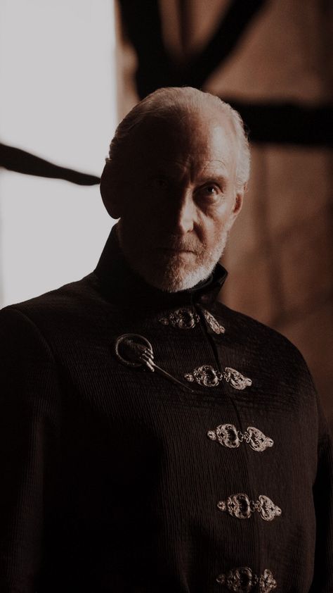 Tywin Lannister Wallpaper, Lannister Aesthetic, Lannister House, Tywin Lannister, 4k Phone Wallpapers, Charles Dance, House Lannister, Game Of Thrones Tv, The Slap