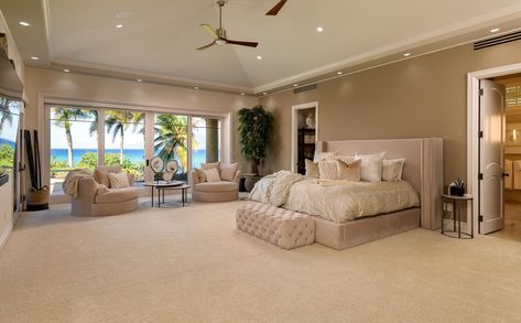 Big Spacious Bedroom, Big Rich Bedroom, Big Royal Bedroom, Old Money Mansion Bedroom, Big Aesthetic Bedroom Mansion, Hawaii Bedroom, Office Sofa Design, Room Redesign, Dreamy Room