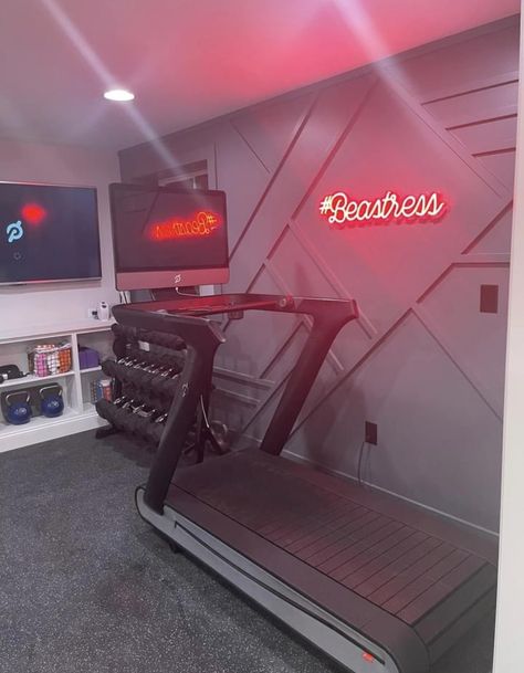 Gym Room Aesthetic, Shed Gym Ideas, Home Gym Aesthetic, Shed Gym, Workout Room Design, Tiny Gym, Peloton Room Ideas, Cute Home Gym, Basement Workout Room