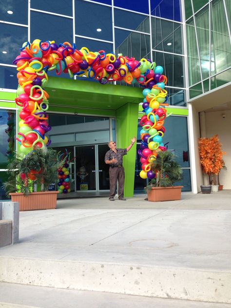 Balloon arch. Bright and colourful. Makes a great impact. This one was made by Let's Celebrate Parties. It's a great design for a rainbow party Rainbow Party, Bright Colored, Boy Birthday Parties, 6th Birthday, Let's Celebrate, Raise Funds, Boy Party, Gate Design, Balloon Arch