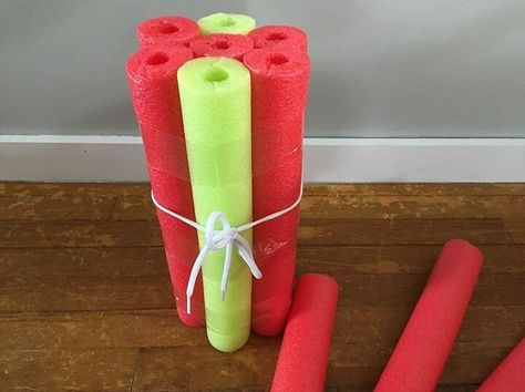 Pool Noodle Ottoman, How To Make Ottoman, Diy Pouf, Pool Noodle, Pool Noodles, Packing Tape, Fur Fabrics, Hot Glue Gun, How To Make Bed