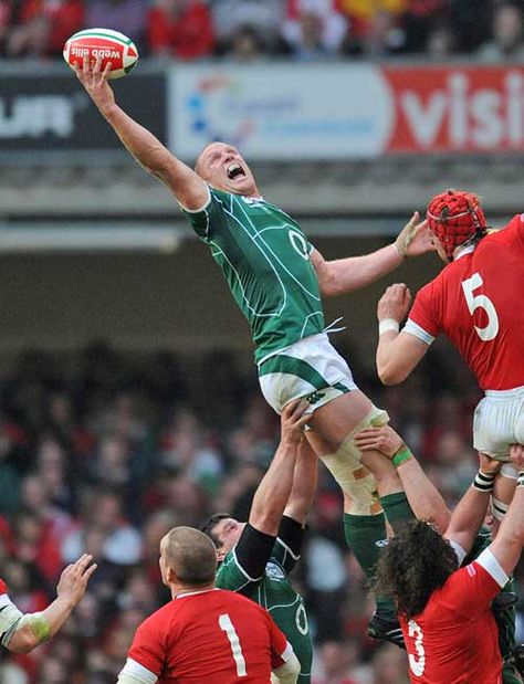 Legend Paul O'Connell Munster and Ireland Rugby Ireland, Irish Rugby Team, Munster Rugby, Rugby Quotes, Leinster Rugby, Rugby Rules, Rugby Pictures, Lions Rugby, Fit Rugby Players