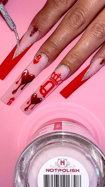 King And Queen Acrylic Nails, King Nails Design, Red Queen Nail Designs, King And Queen Nail Designs, King Queen Nails, King Of Hearts Nails, King And Queen Nails, Queen Of Hearts Nails Acrylic, Red Queen Nails