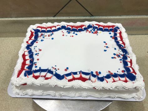 Birthday Sheet Cake Ideas For Men, Patriotic Sheet Cake, 4th Of July Sheet Cake, Patriotic Cake Ideas, Patriotic Cakes, Holiday Cake Designs, Delish Cakes, Patriotic Cake, Cakes Decor