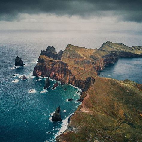 ~The beautiful multicolored cliffs on the eastern Madeira. Madeira Portugal Photography, Madeira Photography, Madeira Aesthetic, Madeira Beach Florida, Pretty Scenery, Funchal Madeira, Beach Fishing, Gap Year, Island Travel