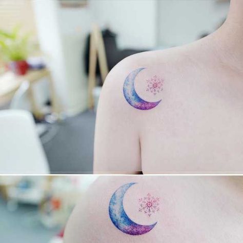 Feminist Tattoo, Tattoo Moon, Crescent Moon Tattoo, Small Tattoos With Meaning, Moon Tattoo Designs, Hand Poked Tattoo, Gorgeous Tattoos, Poke Tattoo, Trendy Tattoos