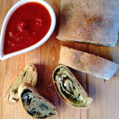 Spinach and Cheese Pizza Roll-Up Spinach Rolls, Pizza Roll Up, Megan Mitchell, Spinach Pizza, Pizza Roll, Homemade Pizza Dough, Pizza Rolls, Mouthwatering Recipes, Spinach Recipes