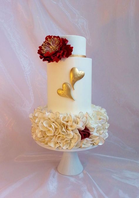 Tiered Heart Cake, Cakes Decor, Heart Cakes, Ruffle Cake, Valentines Day Cakes, Amazing Wedding Cakes, Gorgeous Wedding Cake, Valentine Cake, Dream Cake