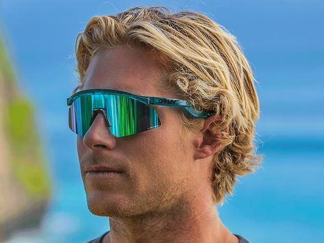 Tapping into 1990s surf culture, Oakley’s new Hydra sunglasses are guaranteed to make you shred harder than Mark ‘Occy’ Occhilupo. Ok, that’s a lie. However, you’ll at least look like a gun surfer and at the end of the day, isn’t that all that really […]Visit Man of Many for the full post. Stem Design, Custom Sunglasses, Surf Culture, Model Looks, Razor Blade, Prescription Eyewear, Sport Performance, Prescription Sunglasses, Sunglass Frames