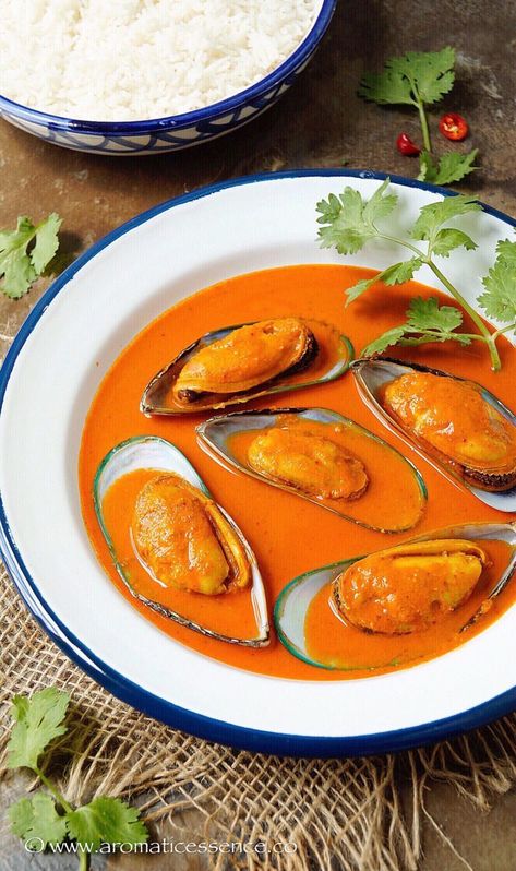 Goa Fish Curry, Curry Mussels Recipe, Goan Curry, Coconut Curry Mussels, Goan Fish Curry, Curry Mussels, Goan Food, Curry Coconut, Best Curry