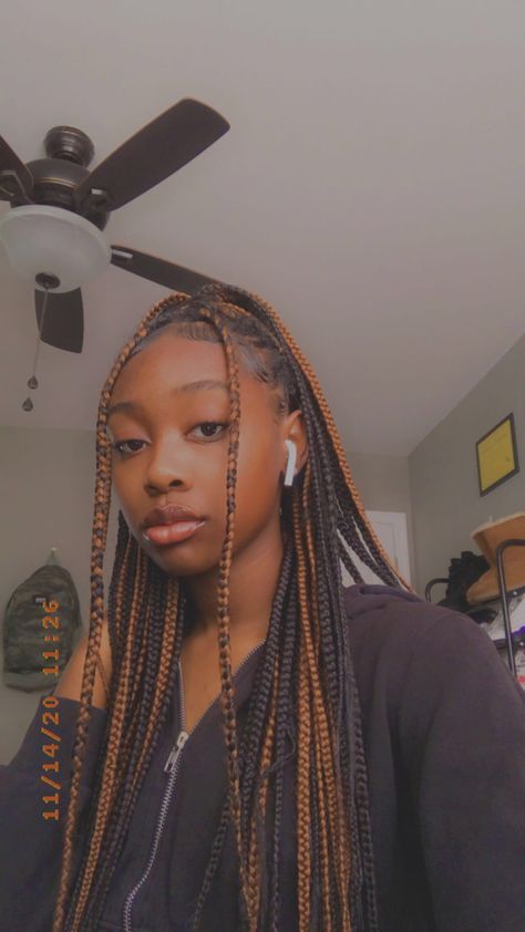 Box Braids Hairstyles Black And Brown, Black And Brown Box Braids With Curly Ends, Black And Brown Box Braids, Braids With Brown, Brown And Black Braids, Weave Snatched, Brown Box Braids, Protective Style Braids, Style Braids