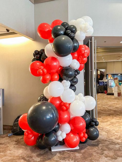 Black N Red, Black Balloons, Balloon Columns, Balloon Decor, Balloon Decorations, Red And White, White And Black, Balloons, Wall