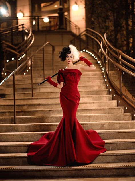 Mao Xiao Tong | October 29, 2021 Red Mermaid Dress, Vogue Photoshoot, Fits Inspiration, Dress Photoshoot, Red Mermaid, Dinner Themes, Celebrity Wallpapers, October 29, Asian Celebrities