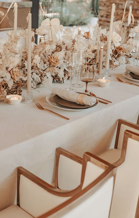 Neutral Wedding Decor, Neutral Wedding Inspiration, Fall Wedding Inspiration, Neutral Wedding Colors, Beige Wedding, Wedding Scene, Bridal Musings, Neutral Wedding, Wedding Inspiration Fall