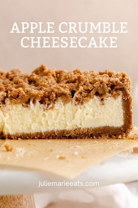 This Apple Crumble Cheesecake if full of fall flavors. It has a cinnamon and nutmeg cookie crust, cheesecake filling and topped with cinnamon sugar apples and lots of crumble. Cookie Crust Cheesecake, Apple Crumble Cheesecake, Midwest Style, Crumble Cheesecake, Digestive Cookies, Cinnamon Sugar Apples, Easy Party Desserts, Winter Dessert Recipes, Party Food Dessert