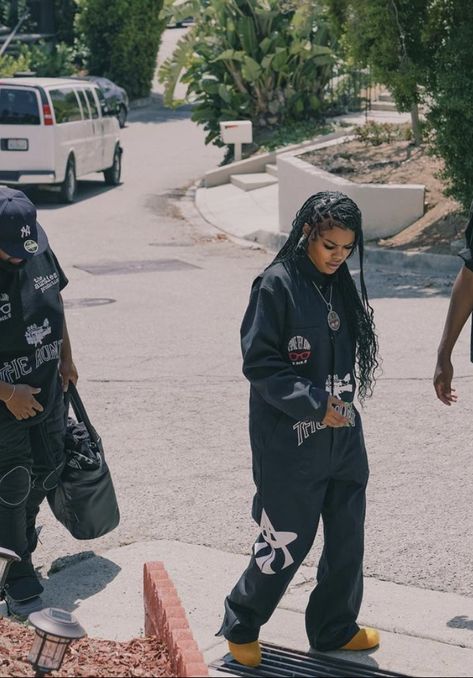 Kehlani Outfits Tomboy, Teyana Taylor Streetwear, Teyana Taylor Style Tomboy, Teyana Taylor Outfits Tomboys, Teyana Taylor Style, Teyana Taylor Outfits, Drip Outfits Women, Tomboy Streetwear, Tomboyish Outfits