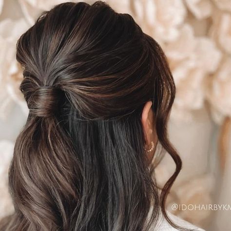 Half Pony Hairstyles, Wedding Party Hairstyles, Glam Bridesmaid, Half Up Hairstyle, Event Hair, Glam Waves, Full Volume, Bridesmaid Hair Half Up, Beauty Hair Makeup