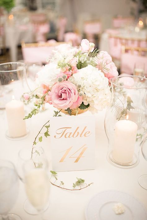 Elegant white, pink and gold wedding centerpiece#wedding #weddings #weddingideas #pinkweddings Pink Wedding Candles, Light Pink And Gold Wedding, Pink And White Wedding Decorations, Pink Elegant Wedding, Elegant Blush Wedding, White Pink Wedding, Elegant Wedding Decorations, Flowers Notes, Wedding Table Pink