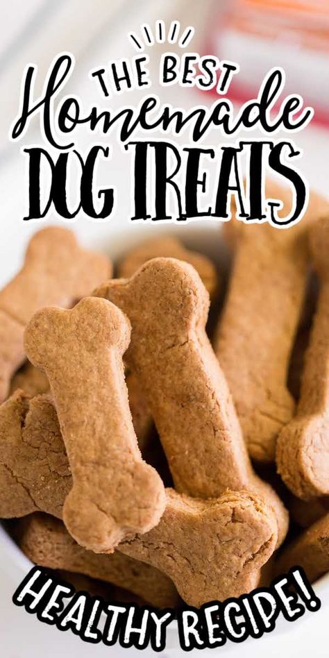 These easy, healthy Homemade Dog Treats are a special recipe to serve your pet! Homemade dog treats are a simple way to let your pet know they're loved. Homemade Peanut Butter Dog Treats, Dog Treats Homemade, Dog Treats Homemade Easy, Easy Dog Treat Recipes, Dog Biscuit Recipes, Easy Dog Treats, Healthy Dog Treats Homemade, Doggie Treats, Peanut Butter Dog Treats