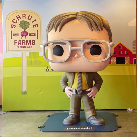 Dwight Schrute bobble head Dwight Schrute, Bobble Head, Spectacles, Round Sunglasses