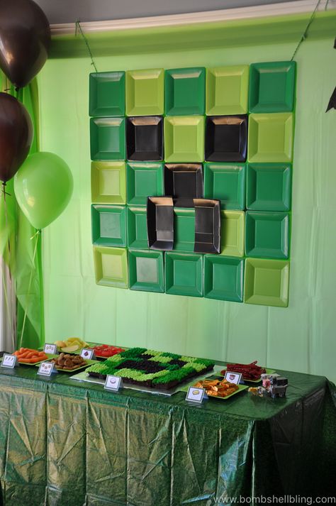 Mindcraft Party Theme, Minecraft Birthday Party Games, Minecraft Birthday Decorations, Minecraft Party Food, Diy Minecraft Birthday Party, Minecraft Room Decor, Minecraft Bday, Minecraft Party Decorations, Minecraft Birthday Cake