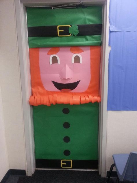 Our Leprechaun door at school! I found something similar on Pinterest. It took about an hour. Leprechaun Door, March Ideas, Teacher Doors, School Doors, Door Decorating, St Patrick's Day Crafts, Door Decorations Classroom, Classroom Door, St Pattys