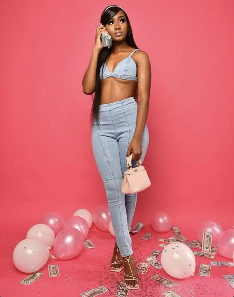 Sweet 16 Outfits, Birthday Behavior, 16th Birthday Outfit, 21st Birthday Outfits, Birthday Photoshoot Ideas, 360 Frontal, 21st Birthday Photoshoot, Cute Birthday Pictures, Birthday Fits