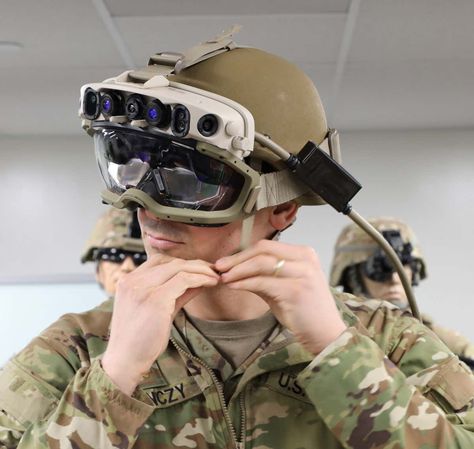 Army Makes Gargantuan Bet On New Augmented Reality Goggles For Its Soldiers Future Military, Vr Goggles, Concept Vehicles, Army Soldier, Military Gear, Vr Headset, United States Army, Military Grade, Augmented Reality