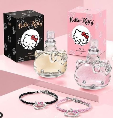 💭 on Twitter: "hello kitty perfumes with matching necklaces 😳 https://t.co/9Dn0FexLqR" / Twitter Hello Kitty Perfume, Images Hello Kitty, Hello Kitty Makeup, Hello Kitty Aesthetic, Cat Birthday Party, Hello Kit, Hello Kitty Birthday, Celebrity Perfume, Perfume Lover