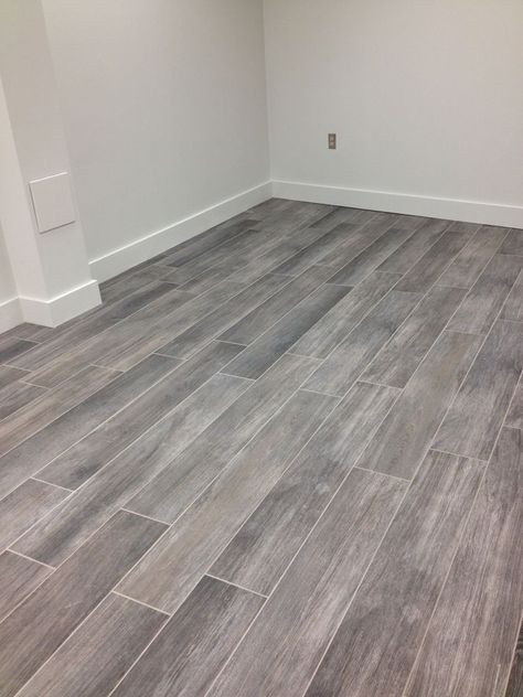 Gray Wood Tile Flooring, Grey Wood Tile, Vstupná Hala, Texture Ideas, Kitchen Grey, Grey Floor, Grey Wood Floors, Grey Floor Tiles, Bathroom Floors