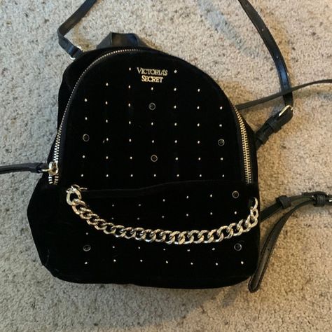 victoria secret mini backpack Victoria Secret Mini Backpack, Plush Backpack, Cute Bags, Mini Backpack, Dream Wardrobe, Victoria Secret, Fashion Backpack, Victoria's Secret, Backpacks