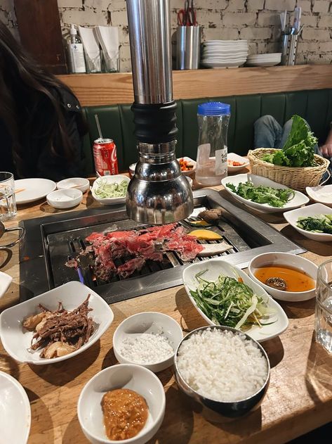 #kbbq #food #nyc #newyork #city #foodie #cityfood #cityaesthetic K Bbq Aesthetic, K Bbq, Bbq Aesthetic, 2024 Mindset, Aesthetic Foods, Summer 2023, I Love Food, Ketchup, Aesthetic Food