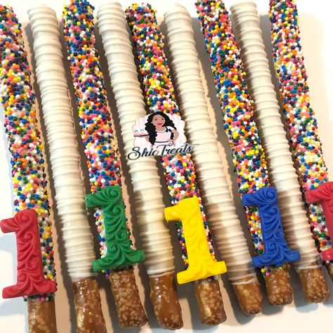 Sesame Street Cakesicles, Elmo Pretzel Rods, Sesame Street Treats Table, Sesame Street Chocolate Strawberries, Sesame Street Chocolate Covered Pretzels, Sesame Street Treats Dessert Tables, Sesame Street Pretzel Rods, Pretzel Business, Sesame Street Treats