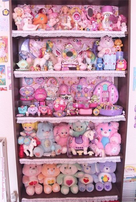 80s Toys Aesthetic, Toy Display Ideas, Collection Display Ideas, Care Bear Collection, Girly Toys, Toys Shelf, Vintage Toy Display, Toy Aesthetic, Toy Collection Room