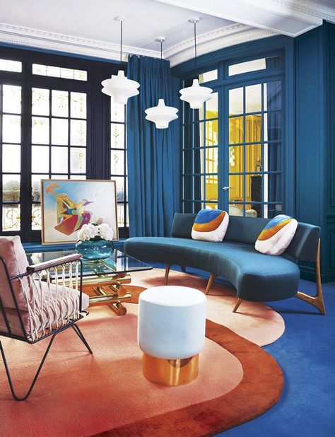 geraldine-prieur-5 geraldine-prieur-5 Elle Decor Living Room, Memphis Furniture, Vibrant Interior, Blue Interior Design, Colour Architecture, Retro Interior Design, Contemporary Apartment, Retro Interior, Bar Interior