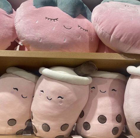 pink aesthetic, bubble tea, boba aesthetic, boba plushie, strawberry cushion, pink plushie, coquette, cottagecore :) Boba Plushie Aesthetic, Pink Plushies, Plushie Aesthetic, Boba Plushie, Pink Plushie, Pink Boba, Boba Tea, Bubble Tea, Stuffed Animals