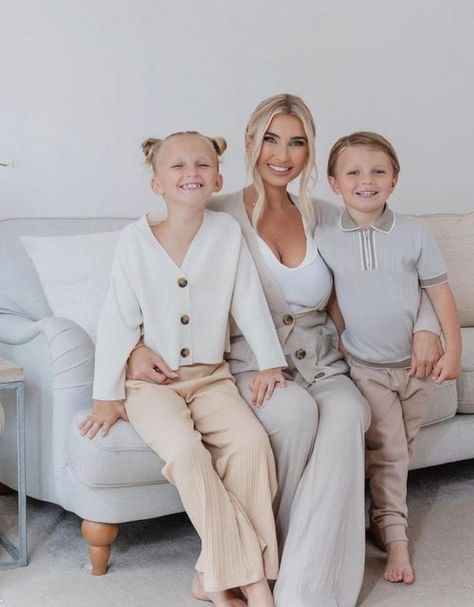 Former TOWIE star Billie Shepherd has been celebrating her son Arthur turning six with a custom birthday party themed around one of his favourite foods - hot chicken wings! Chicken Wing Bar, Billie Shepherd, Hot Chicken Wings, Lifestyle Hacks, Lifestyle Hack, Chicken Wing, Hot Chicken, 6th Birthday Parties, Custom Birthday