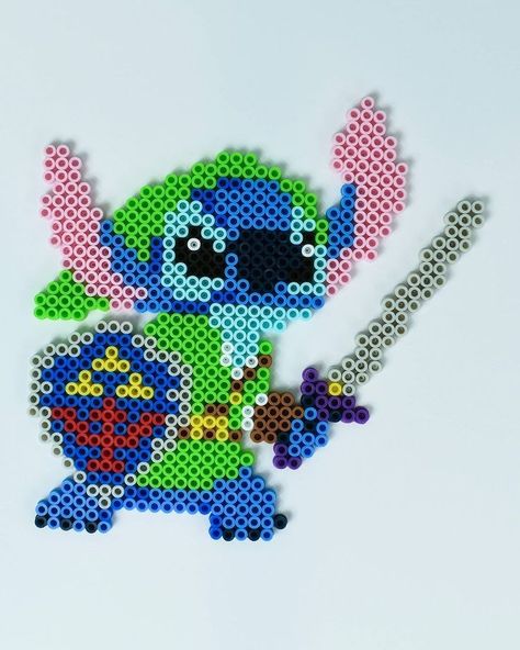 Melt Beads Patterns, Modele Pixel Art, Hamma Beads Ideas, Easy Perler Bead Patterns, Perler Creations, Pokemon Perler Beads, Melty Bead Patterns, Pixel Beads, Pearl Beads Pattern