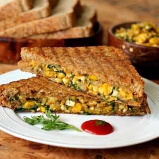 Spinach Sandwich, Sandwich Recipes Indian, Paneer Sandwich, Grilled Paneer, Veg Sandwich, Lent Recipes, Grilled Sandwich, Evening Snacks, Indian Food Recipes Vegetarian