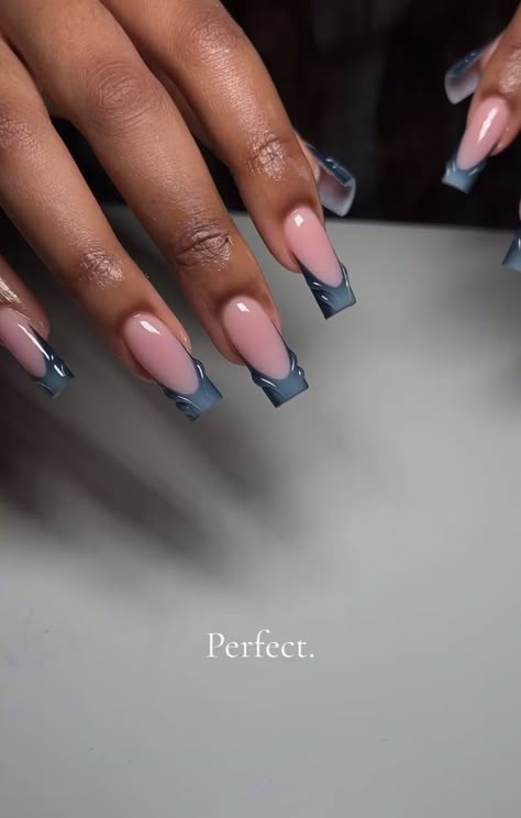 Squared Short Nails Ideas, Square Nails Inspo Aesthetic, Short Square Acrylic Nails Summer 2024, Square Baddie Nails, Nail Inspiration Summer 2024 Square, Square Trendy Nails, French Tip Designs Acrylic, Trendy Square Nails, Summer Nails Black Women