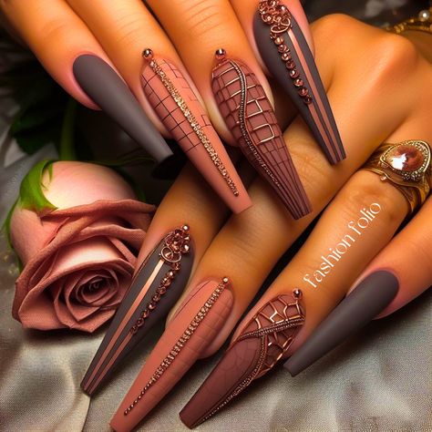 Austin Nails, Red Nails With Designs, Nail Inspo Square Long, Long Elegant Nails, Fall Matte Nails, Art Nail Designs, Stilleto Nails Designs, Maquillage On Fleek, Halloween Press On Nails