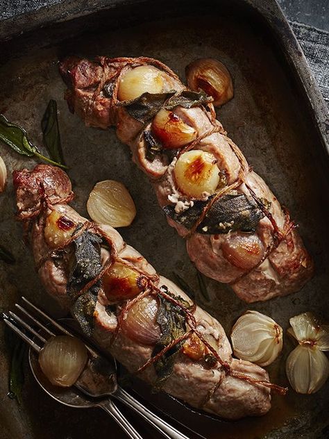 Pork Fillet Recipes, Fillet Recipes, Shallot Recipes, Pork Fillet, Tenderloin Recipes, Roast Dinner, Pork Tenderloin Recipes, Pork Dishes, Pork Roast