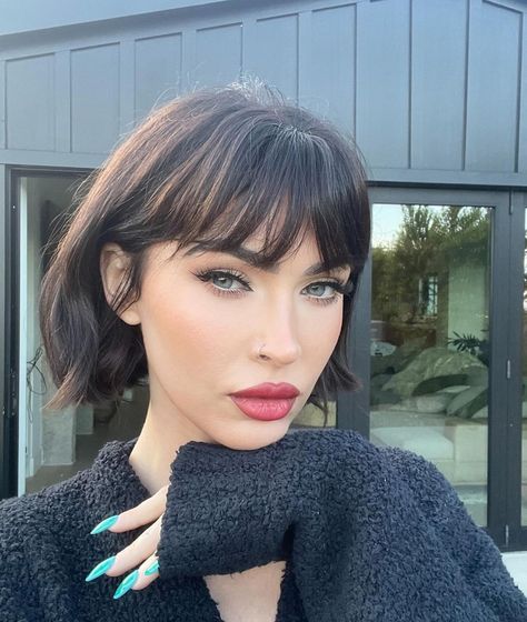 The Cowgirl Bob Is the Cooler, Messier Take on the French Bob | Glamour Megan Fox Hair, Hair Mist, Glam Hair, Celebrity Hair Stylist, Short Bob Haircuts, Short Hair Haircuts, Short Hair With Bangs, Haircuts With Bangs, Megan Fox