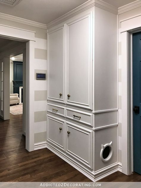 Hallway Remodel, Katt Diy, Hidden Litter Boxes, Building Kitchen Cabinets, Room Storage Diy, Hallway Cabinet, Pull Out Shelves, Hall Closet, Closet Remodel