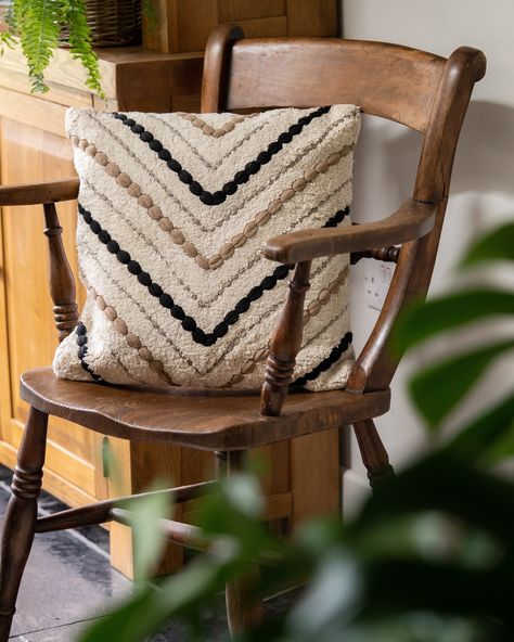 Meet the Boyce Cushion from Arthur Cameron – where boho chic meets 5-star luxury! 🌟 Perfect for transforming any couch from “meh” to “marvelous” and adding that extra touch of “I’ve got my life together” vibes. 🌿 #luxuryliving #timelesselegance #highendhomes #luxuryhomedecor #classicinteriordesign #elegantinterior #chicinterior #interiordesign Classic Interior Design, Soft Spot, Chic Interior, Handmade Cushions, Sheepskin Rug, Elegant Interiors, Bohemian Design, Luxury Home Decor, Product Photography