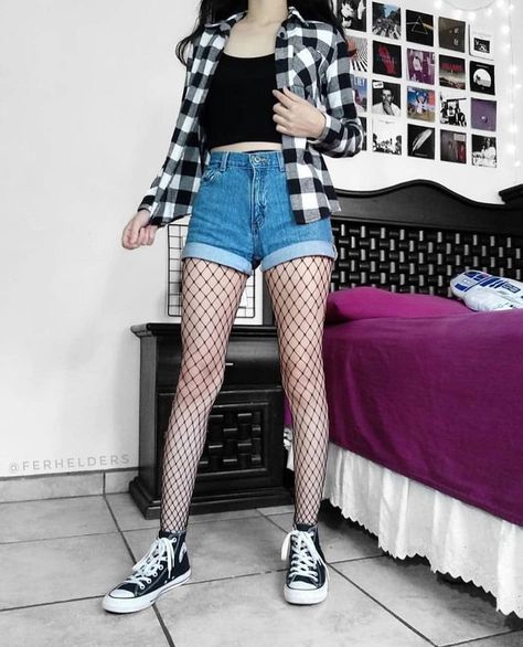 Shorts And Fishnets, Grunge Outfits Winter, Grunge Aesthetics, Alt Outfits, Your Favorite, Future Outfit, Grunge Goth, Mode Inspo, Edgy Outfits