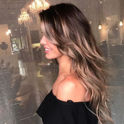 Audrina Patridge Hair, Sweet Hairstyles, Hair Change, Audrina Patridge, Hair Color Techniques, Hair Crush, A Minor, Roots Hair, Light Hair